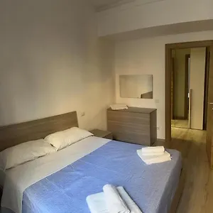 https://villa-milano-apt-n-3.it-lombardy.com